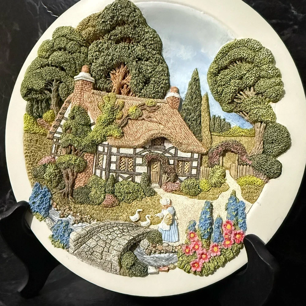 DAVENPORT STUDIOS “Hollyhock Cottage” Collector Plate #1569A